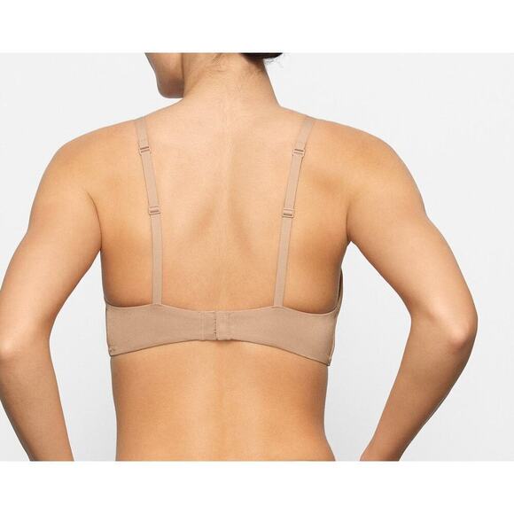 Skims WIRELESS FORM LIGHTLY LINED BRA MICA 36B - Picture 3 of 7